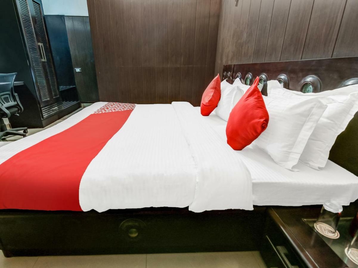Oyo 27999 Hotel Deep Sirsa Ngoại thất bức ảnh