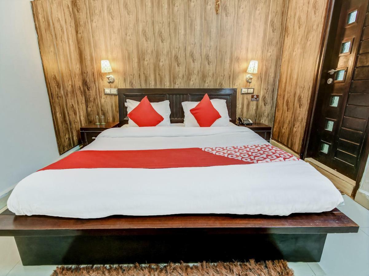 Oyo 27999 Hotel Deep Sirsa Ngoại thất bức ảnh