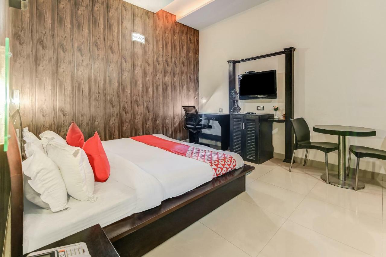 Oyo 27999 Hotel Deep Sirsa Ngoại thất bức ảnh